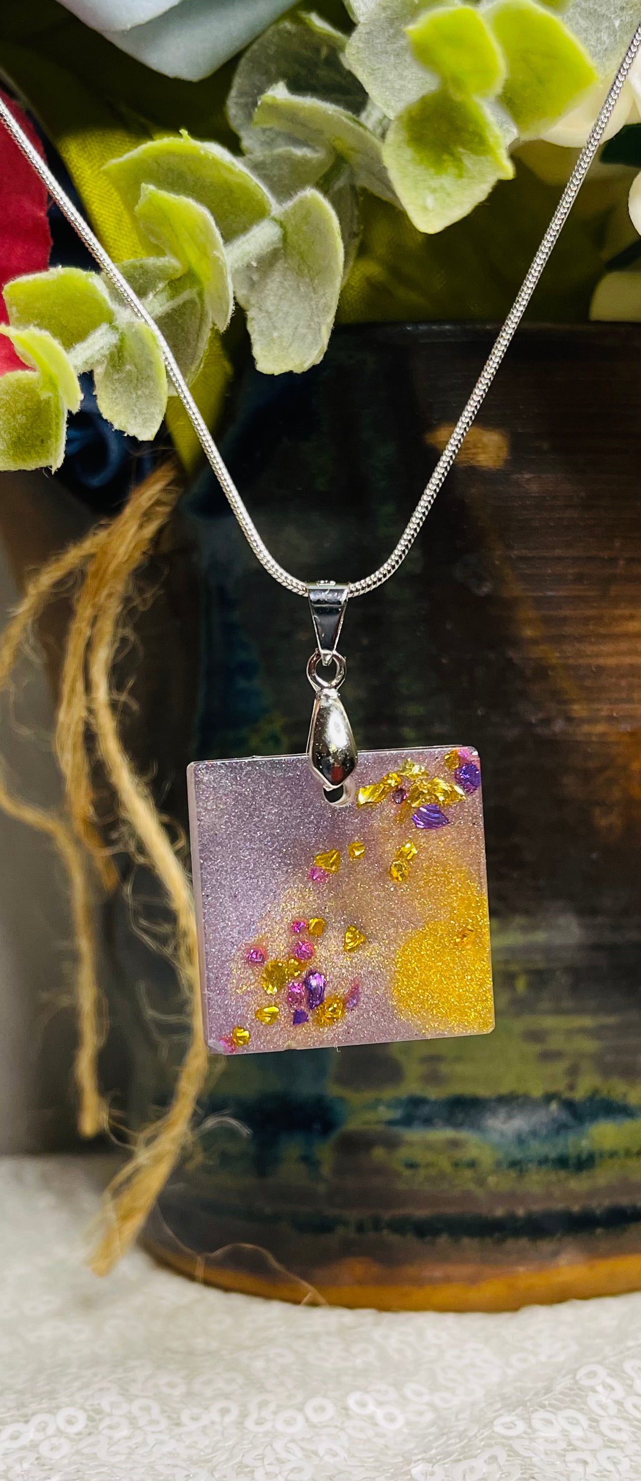 Pendant Necklace: Purple & Gold Shimmer